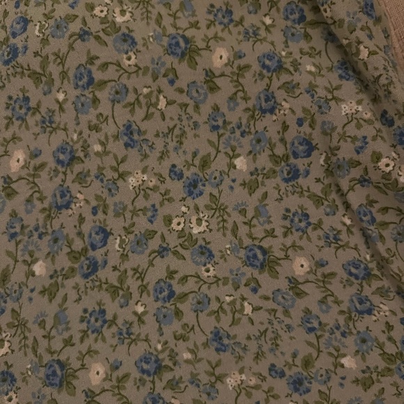 Reformation Ventura Dress - Picture 2 of 3